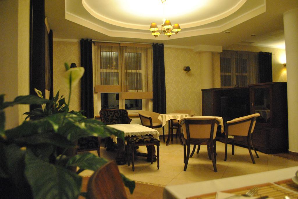 Dworek Bed & Breakfast